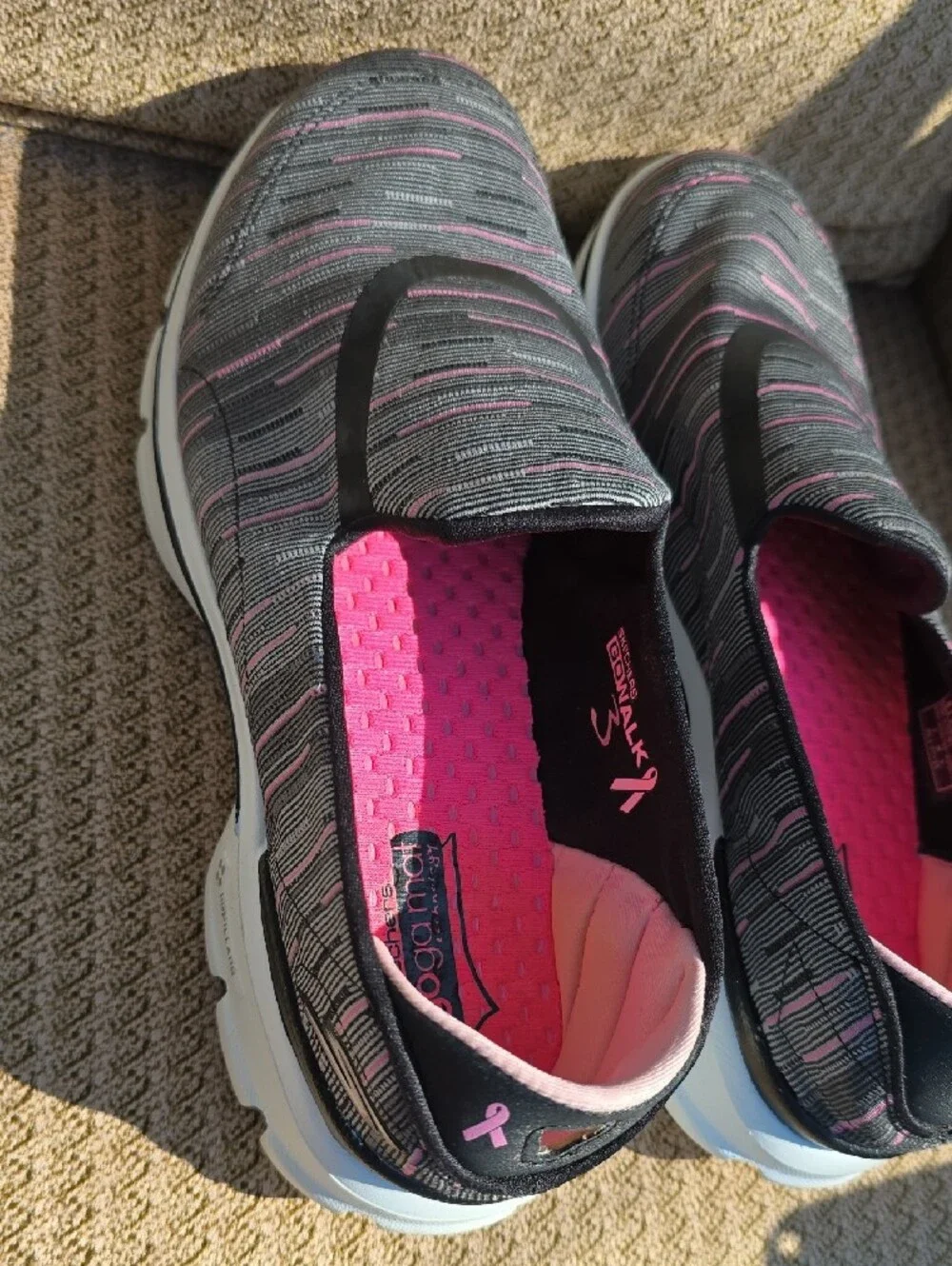Skechers Slip-On Sneakers - Black with Pink Insole
